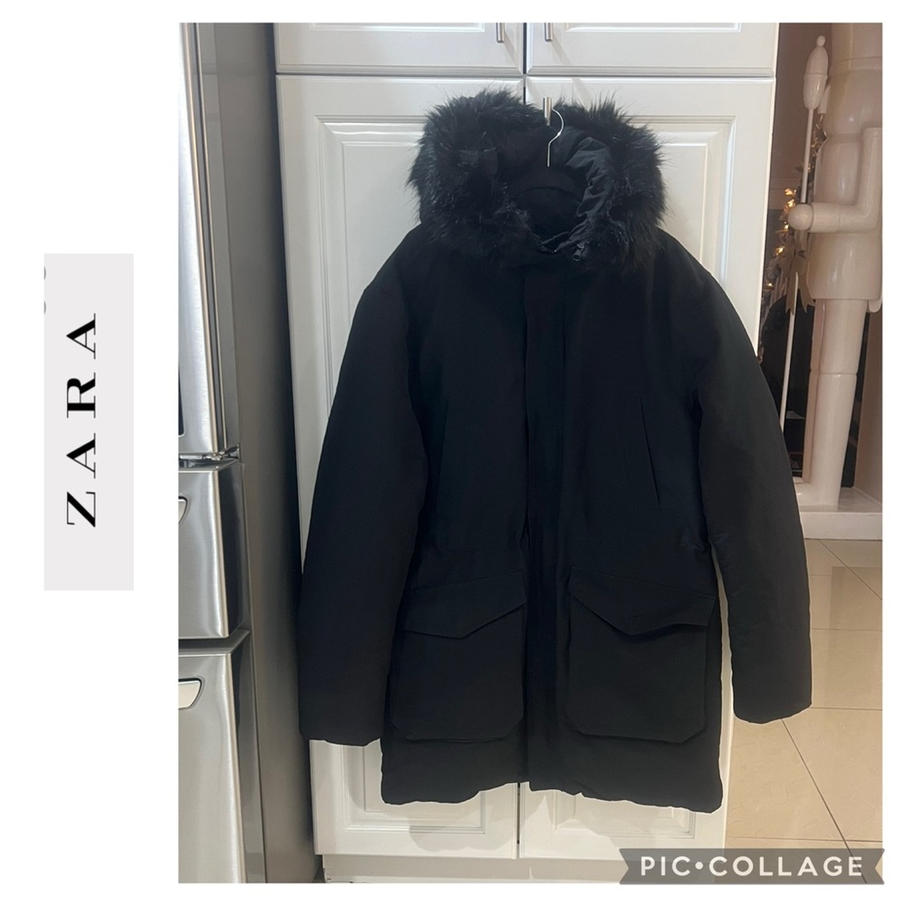 Zara men’s Fur Hooded Winter Jacket size large, black, detachable hooded